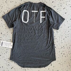 Lululemon x Orange Theory Fitness DrySense Short Sleeve - Men’s size M